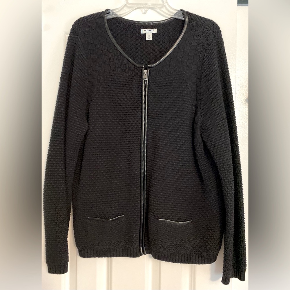 Old Navy women’s cardigan sweater, black, zip closure, size XL